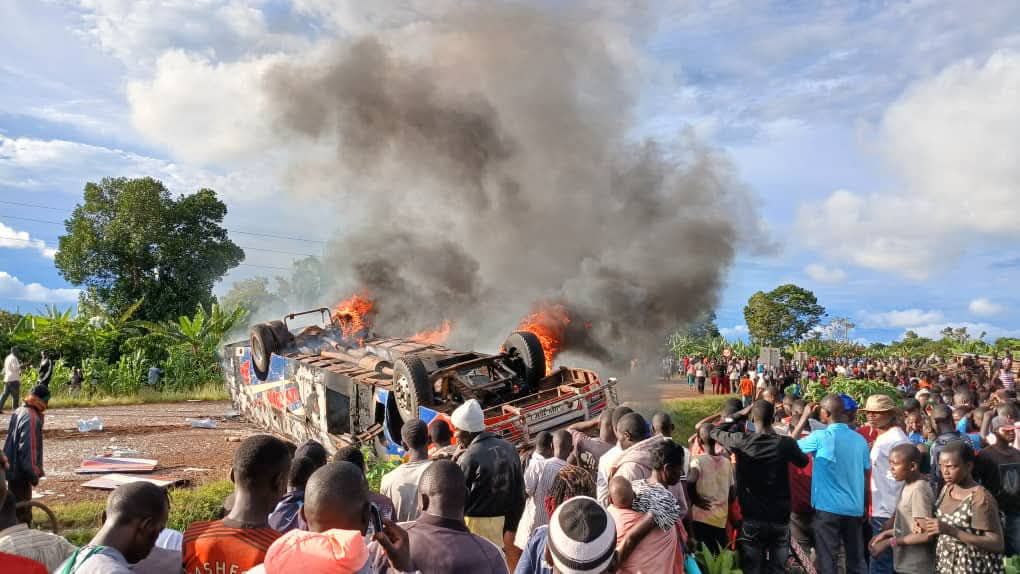 PHOTOS: Multiple feared dead as YY coach overturns in road crash