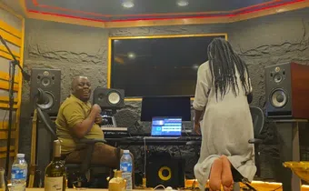 Andrew Ahuurra in studio