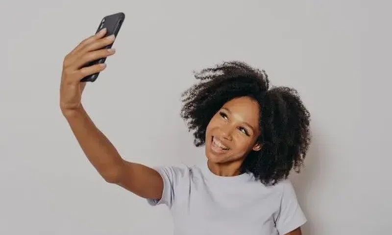 Why you look older in photos than in real life [Pinterest]