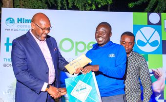 Joseph Chwinyai receives the overall winner’s recognition at the Hima Open 2025 after finishing with a gross score of 9 under par.