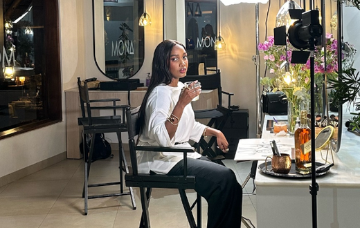 Mona Faces penned a deeply moving tribute, a handwritten note filled with gratitude, love, and remembrance, to honor her late father.