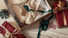 The festive season is all about spreading joy, and there’s no better way to show your friend you care than with a thoughtful gift that brings comfort and warmth.