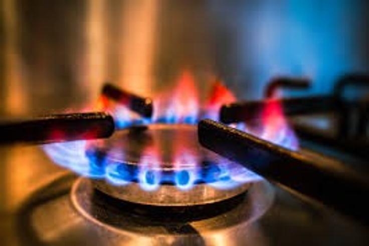 The researchers estimate that pollutants from gas cooking contribute to around 370,000 cases of childhood asthma across Europe.