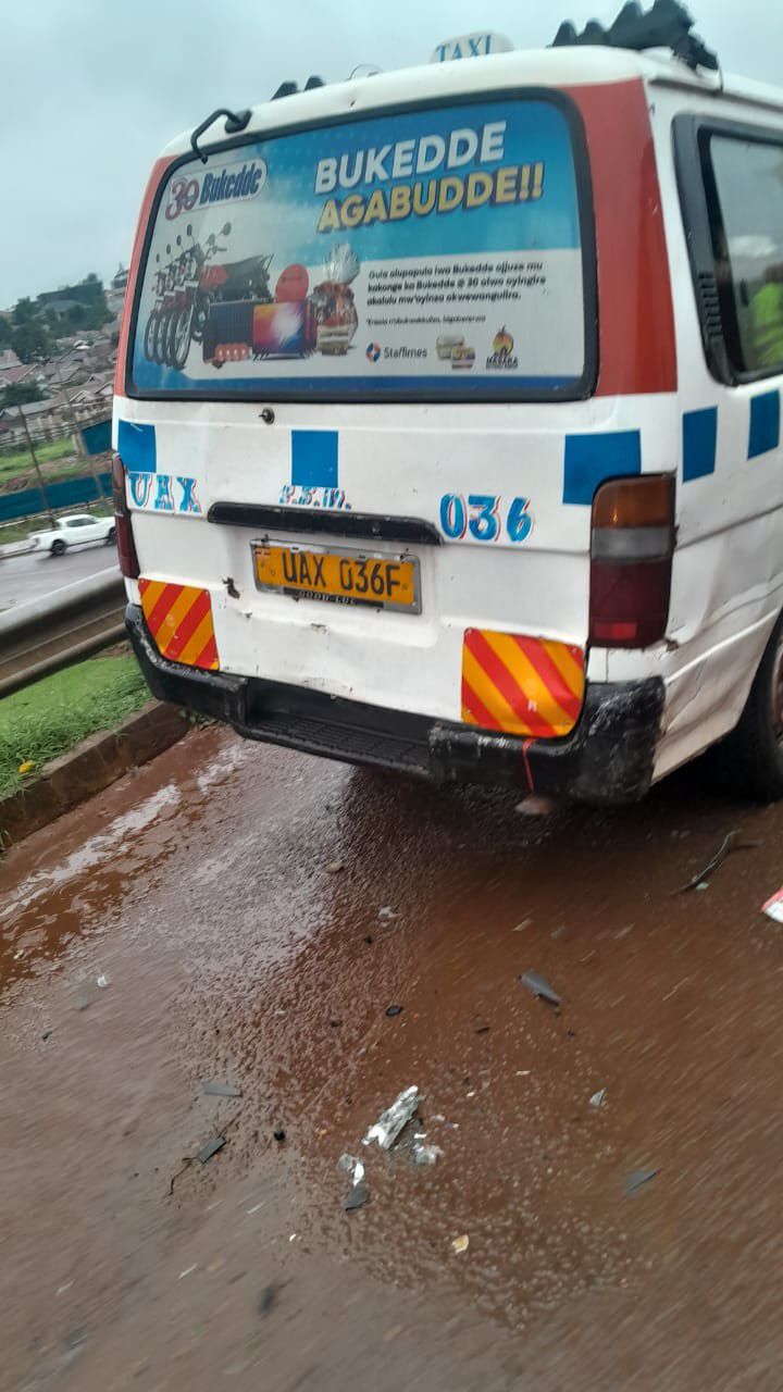 A Nissan, traveling from Bweyogerere to Kireka, collided with the oncoming Toyota Hiace during heavy rainfall.