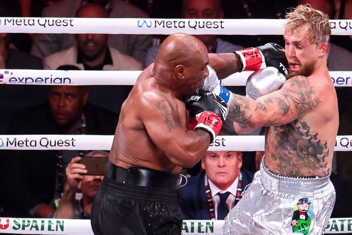 Mike Tyson v Jake Paul