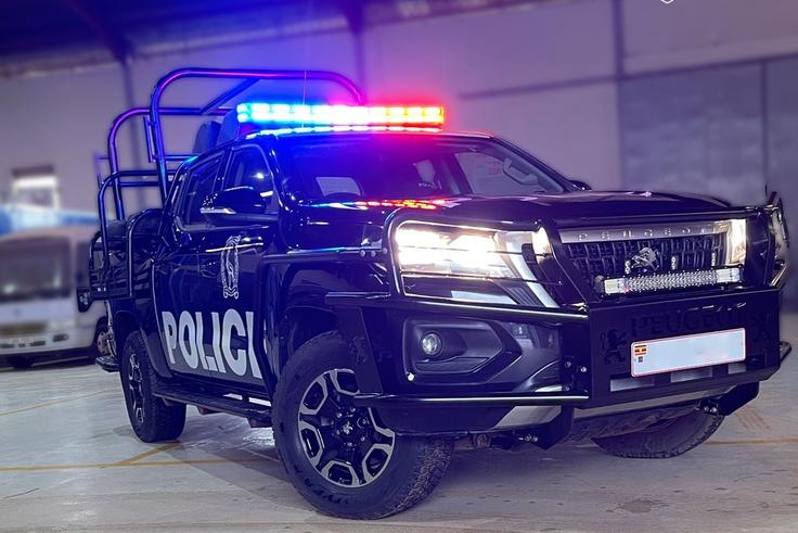 Uganda Police's Peugeot Landtrek pickup