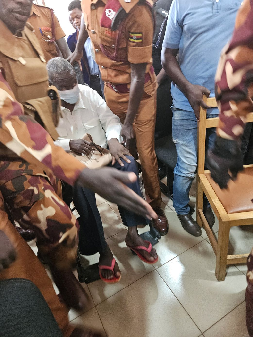 Besigye ends hunger strike as lawyers push for bail