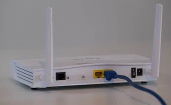 The UCC's findings detail several contentious practices employed by these unlicensed Wi-Fi hotspot providers. 