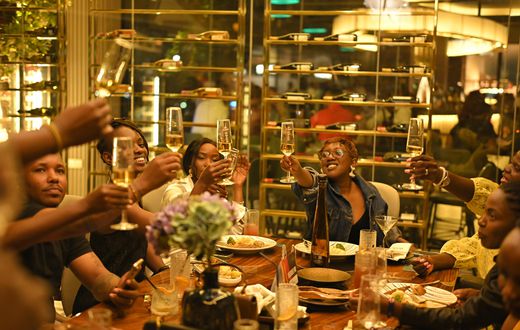 The invite-only affair was a seamless blend of elegance and indulgence, featuring a stunning backdrop of fireworks that illuminated the city skyline, making Baoli’s debut truly unforgettable.