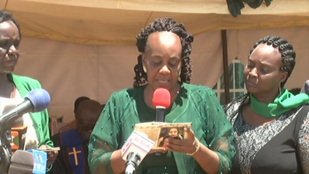 Ivy Wangechi's mother during her Burial