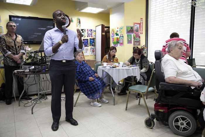 Establishment Democrats Are Looking Over Their Shoulders