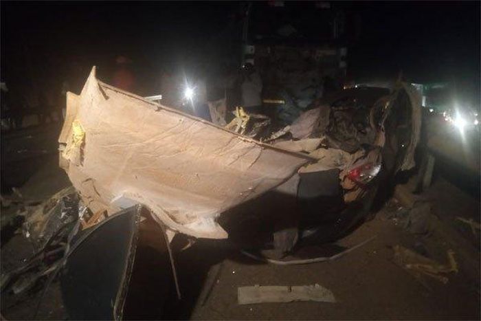 The wreckage of the vehicle in which the deceased were travelling in when the accident happened at Makindu