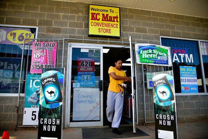 Winner of $1.5 billion lottery comes forward (well, their lawyer, anyway)