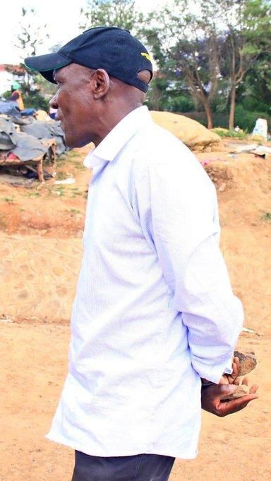 Former Kakamega Senator Bonny Khalwale carrying facing off with rivals in Kibra