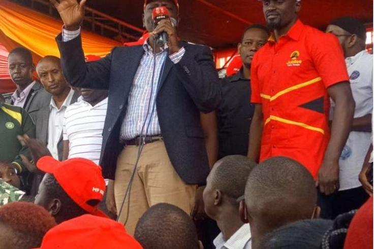 Itumbi roasted after posting video of Kenyatta singing popular reggae song while endorsing Mariga