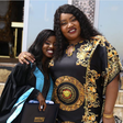 Janetta and Mum during graduation (Instagram)