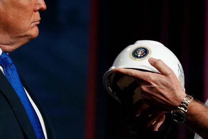 Why can't Trump build anything?