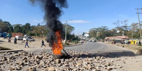 Major Highway blocked as matatu saccos clash