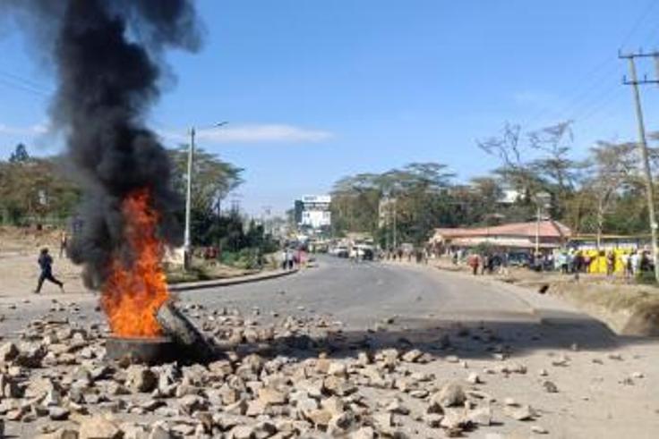 Major Highway blocked as matatu saccos clash