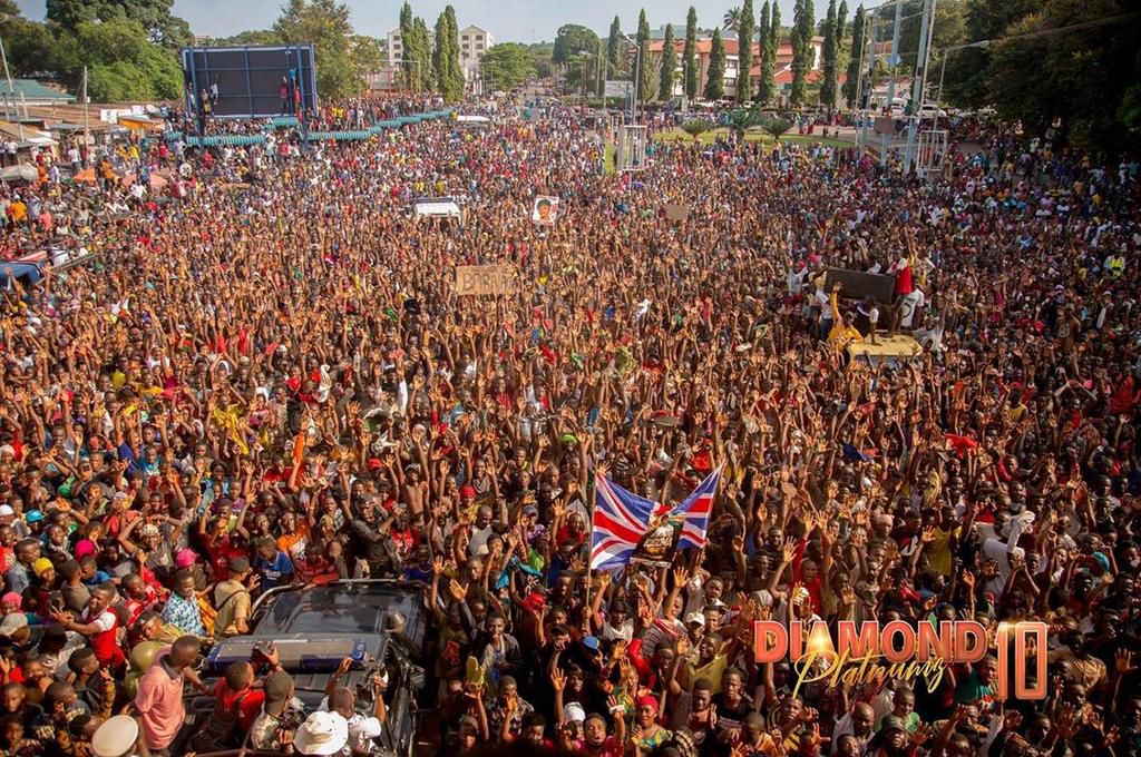 WCB President Diamond accorded a heroic welcome in his home Town Kigoma ahead of much anticipated Concert (photos)