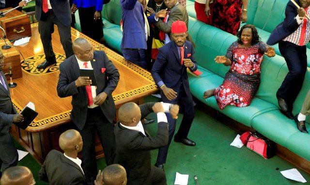 ___8764984___2018___8___24___11___Ugandan-MPs-fist-fight-in-parliament-640x381