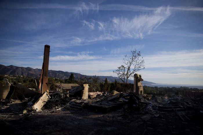 As Wildfires Get Worse, Insurers Pull Back From Riskiest Areas