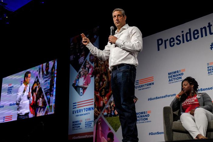 In Combating Gun Violence, Democrats Present a United Front