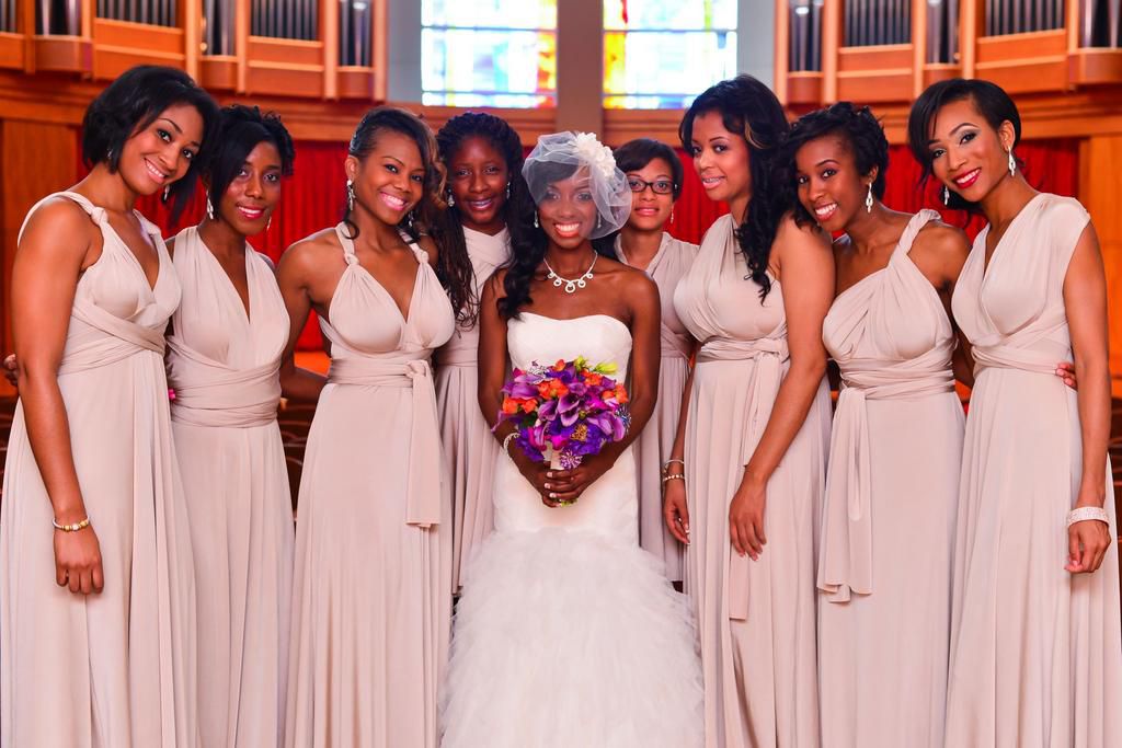 ___8724755___2018___8___14___16___Brides+Maids+stunning