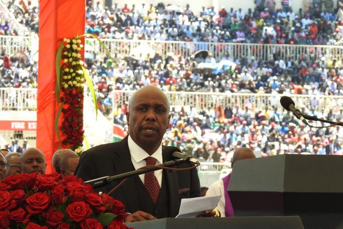 Nkiangalia DP, anahitaji maombi - Gideon Moi's teases William Ruto