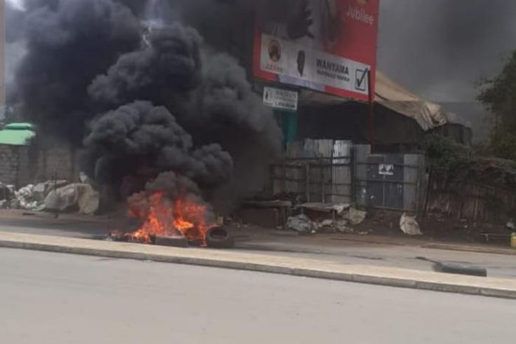 Mariga left counting millions in losses after rowdy youths attacked his convoy in Kibra [Photos]