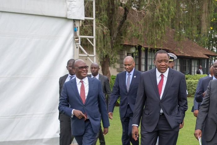 President Uhuru Kenyatta with CS James Macharia (Transport)