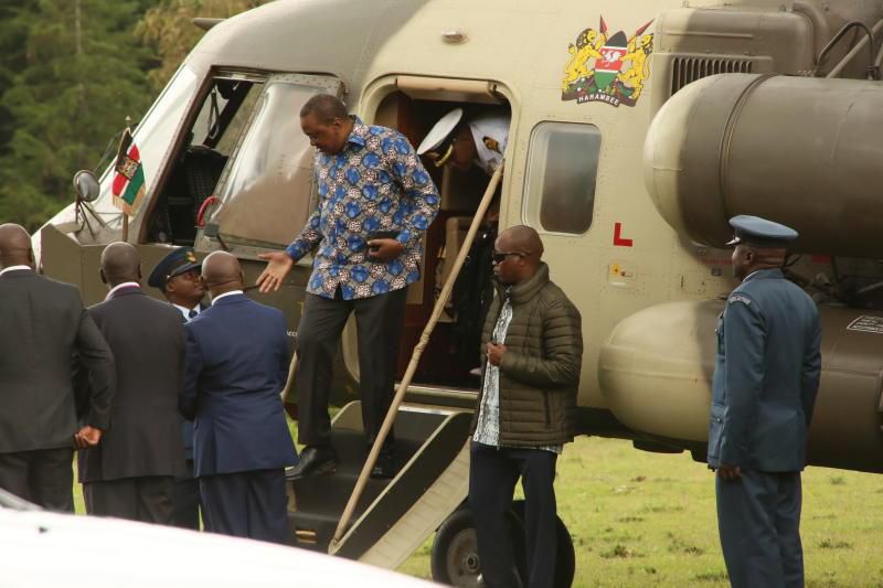 President Uhuru Kenyatta arriving for the meeting at Sagana State Lodge in Nyeri