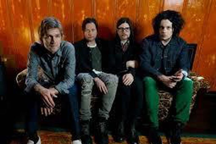 Vinyl sales help the Raconteurs beat Lil Nas X to No. 1