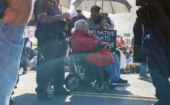 Hawaiian elders arrested trying to block telescope construction