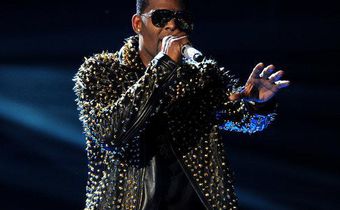 Why it could be hard to mute R. Kelly