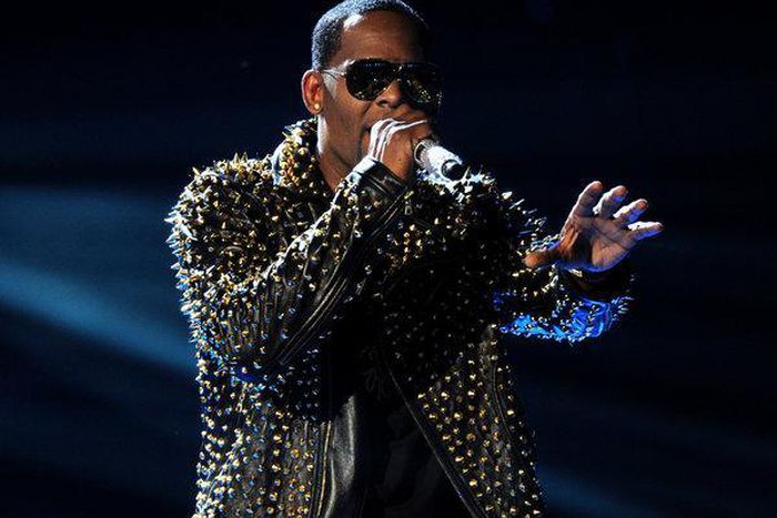 Why it could be hard to mute R. Kelly