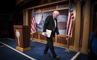 Bernie Sanders, Addressing Sexism Complaints, Will Meet With Former Staff Members