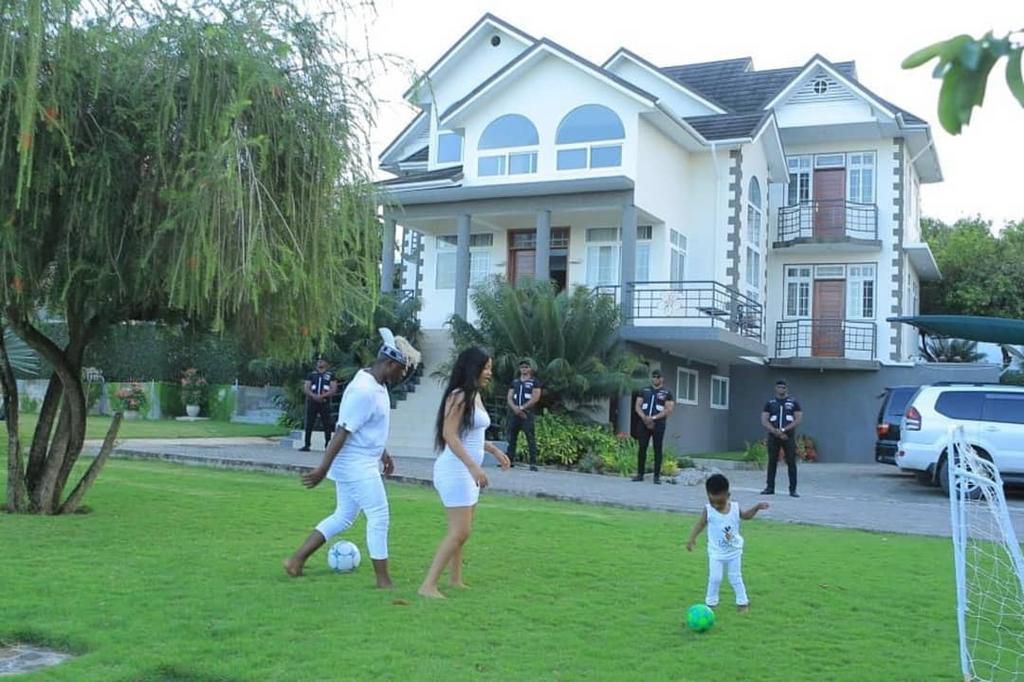 Check out the luxurious Mansion Rayvanny stays in (Photos)