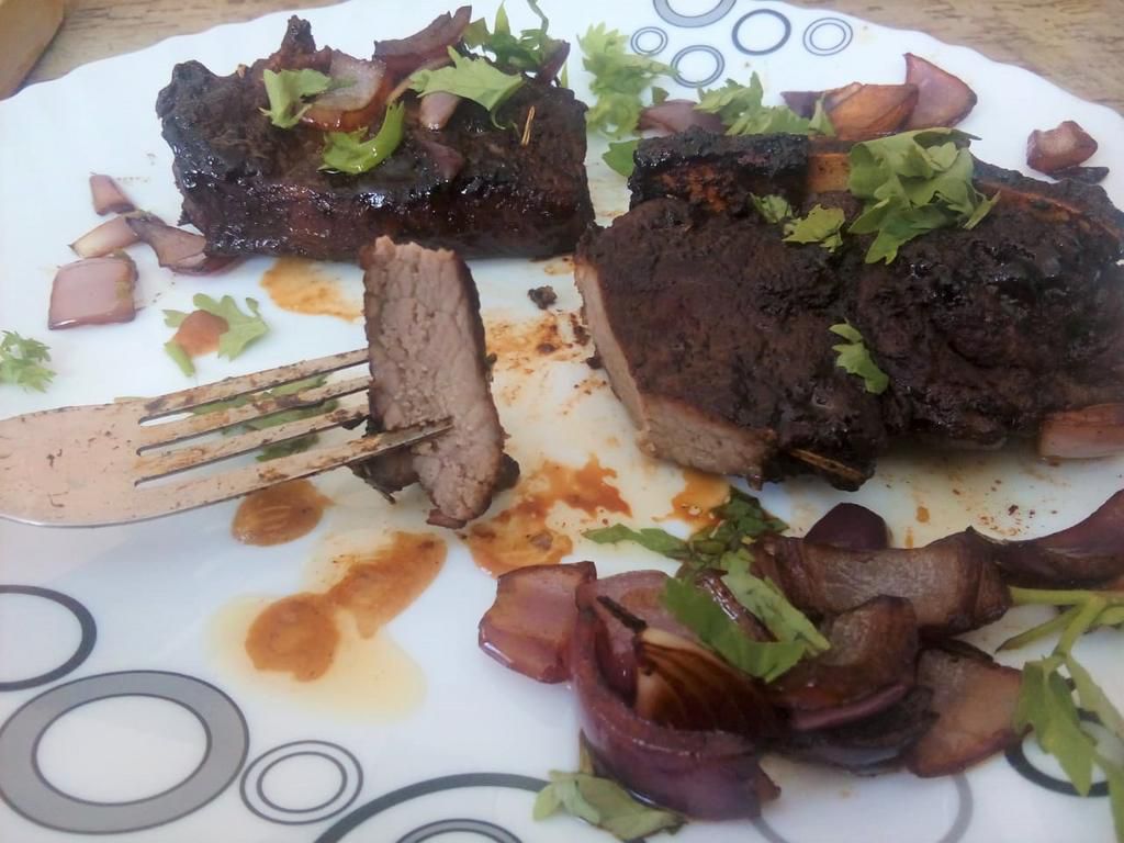 Recipe with a Pulselive Twist: Tender red wine T-bone steak