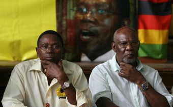 Dumiso Dabengwa, a force in Zimbabwe's liberation, is dead at 79