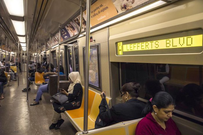 The Best Subway Seat? 8 Million New Yorkers and 5 Choices, All Wrong