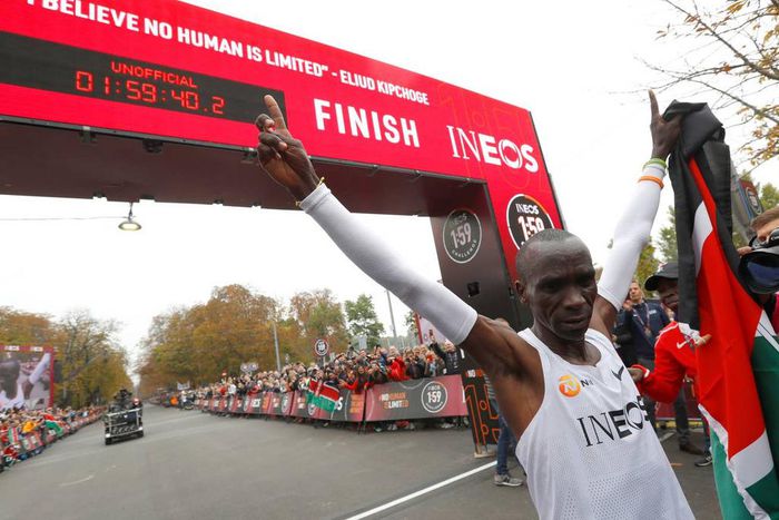 Eliud Kipchoge wins the Ineos 1:59 Challenge in Vienna, sets a new world record of 1:59:40