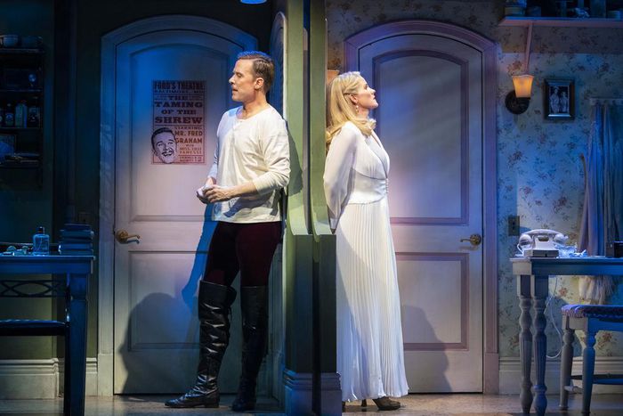 Review: A Fair Fight Makes 'Kiss Me, Kate' Lovable Again