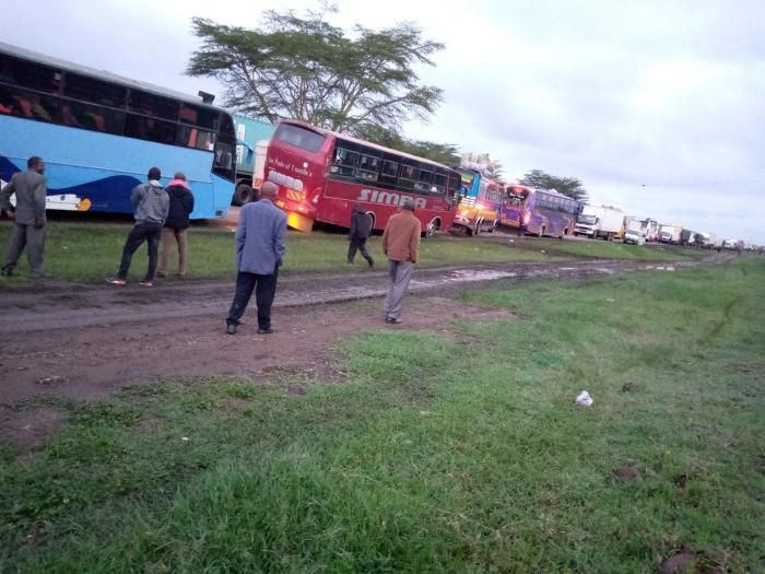 Travellers stuck in traffick jam for 15 hours