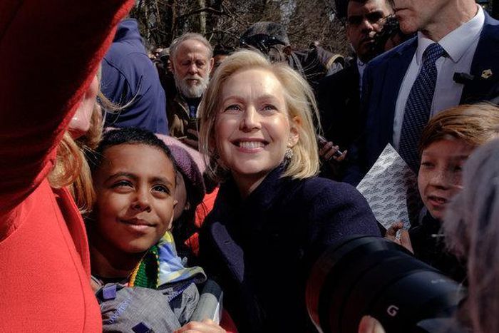 Gillibrand discloses 2018 taxes, pushing 2020 rivals to follow suit