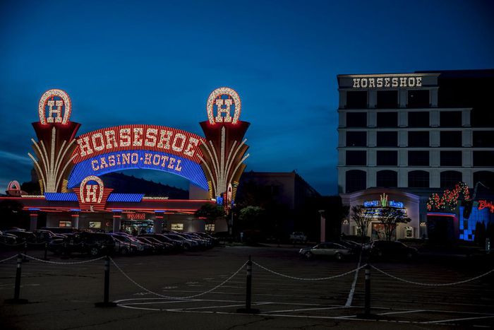 A Small Town Bet on Sports Gambling. It's Still Waiting.