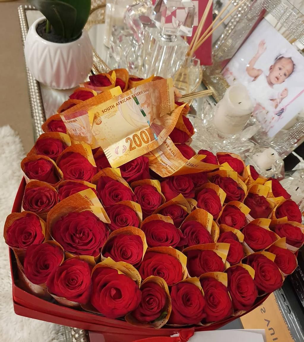 Zari Hassan with flowers