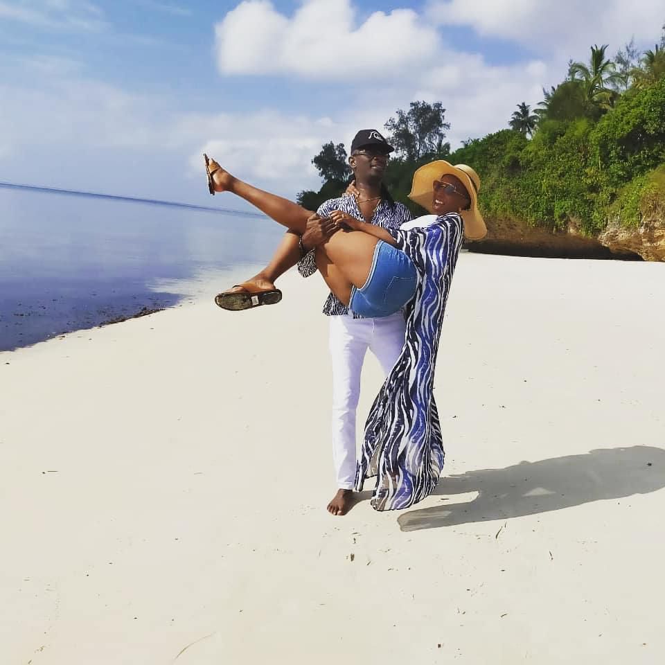 Nameless and wife Wahu impress fans with this cozy vacation photo