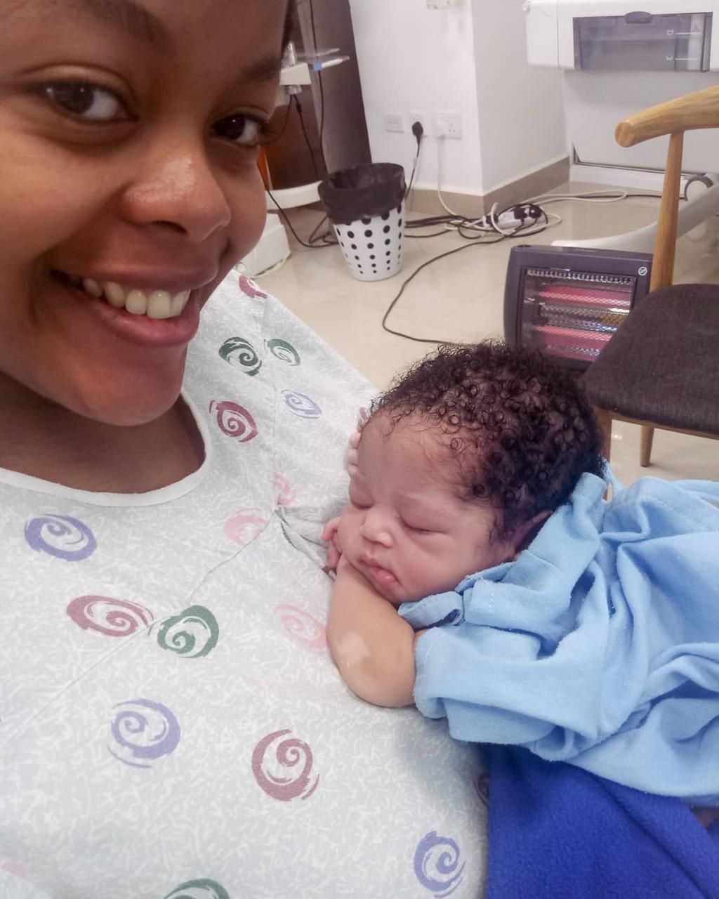 Chantelle with their daughter Summer  (Instagram)