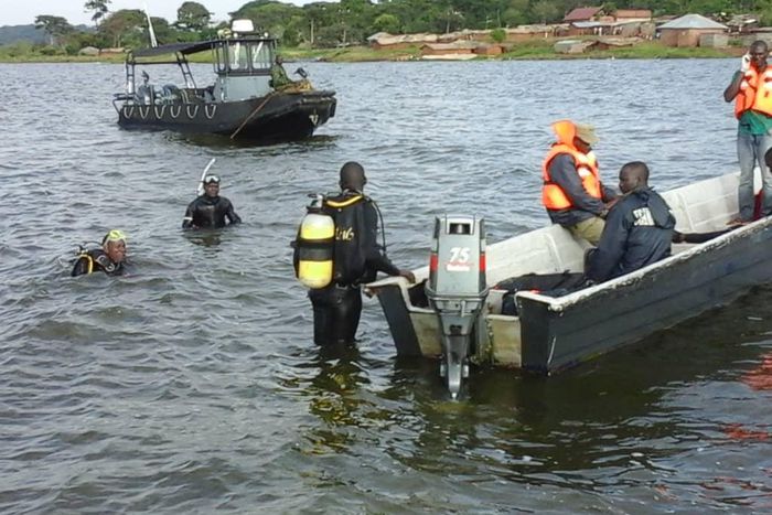 ___9136369___2018___11___25___10___Ds1gZfKXQAAeVXN